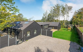 Amazing Home In Fårevejle With Sauna, Fårevejle Kirkeby